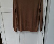 John Smedley Camel Fine Wool Sweater (S 40) worn on one occasion