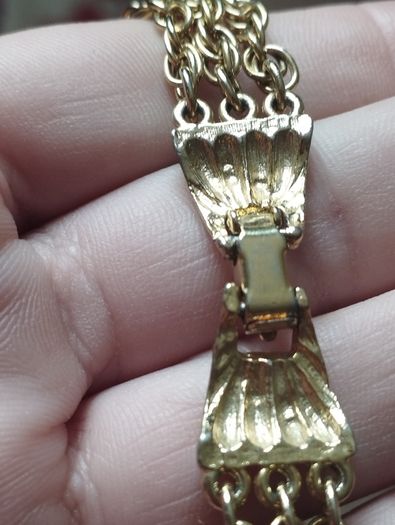 Vintage gold tone multi chain necklace with beautiful clasp.