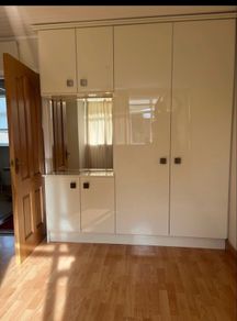 Fitted wardrobe