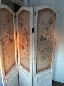Three-panel room divider with floral and butterfly print