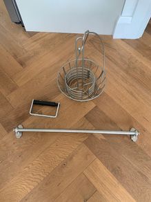 Towel rail