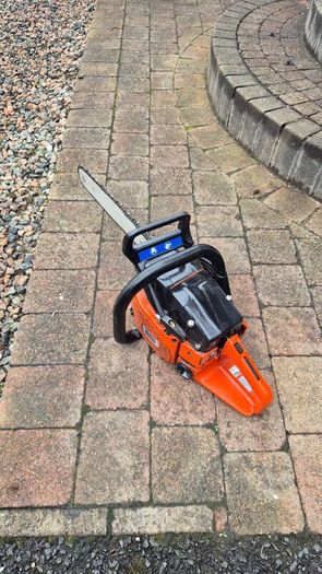 petrol chainsaw