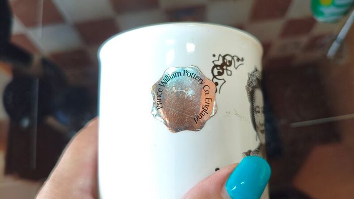 Vintage Souvenir mug to celebrate the queen mother's 80th birthday