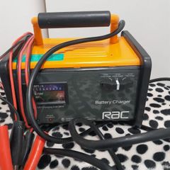 Rac Battery Charger,like New, 6 Or 12v