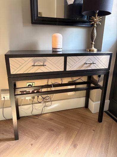 Console table