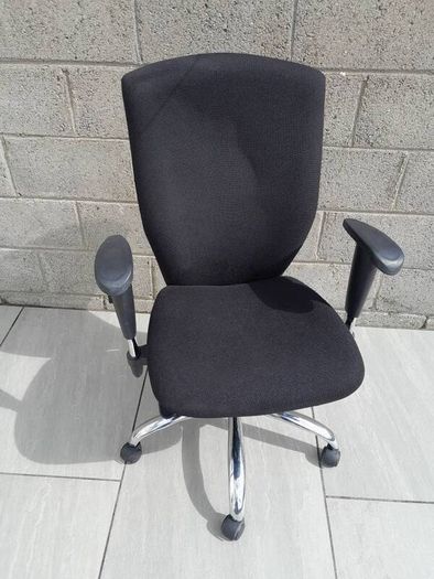 large office chair
