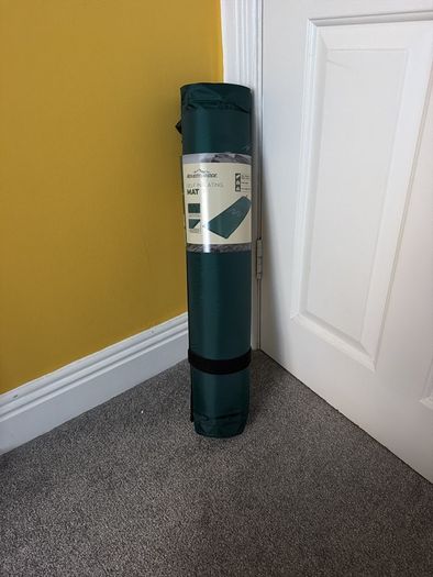 Self inflating mat