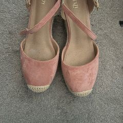 Pink wedges size 6