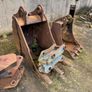 Digger Buckets and quick hitch Image 3