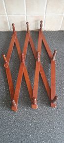 Mid Century Accordian Expandable Wooden Rack