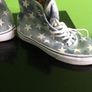 funky vans high tops with cool US flag stars print. Image 4