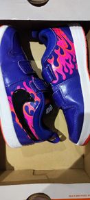 Nike trainers UK 2.5