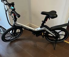 Falcon flo pedal assist folding bike