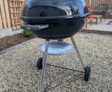 Weber 57cm Kettle BBQ with Cover