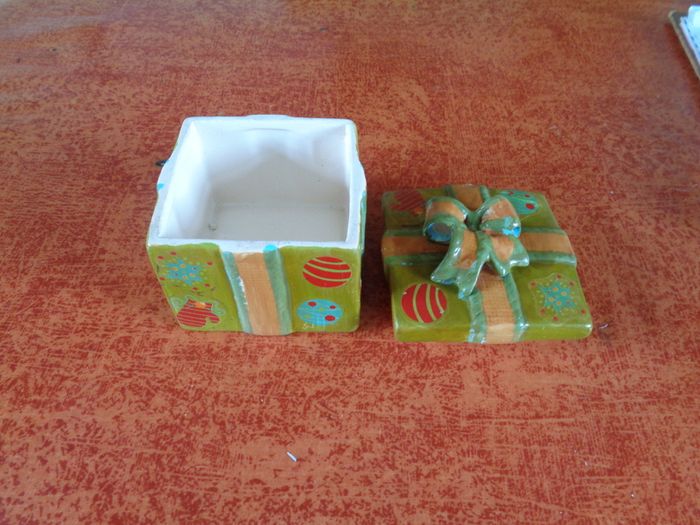 Ceramic Christmas Gift Box for Sale