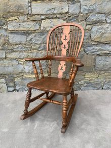 Victorian Elm Windsor Rocking Chair.