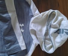 Under Armour hoodie girls size 7-8 years
