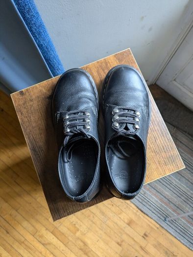 Dr Martens Shoes UK 6.5
