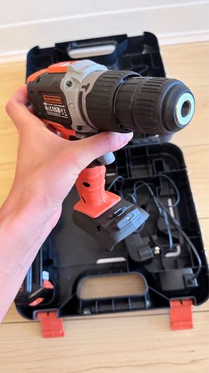 Hammer Drill Black+Decker 18V 2 Speed with 2 x 1.5Ah Batteries