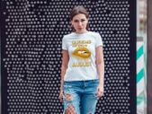 Queens Are Born In August T-shirt Tee Top Shirt Great Birthday Gift Present Idea