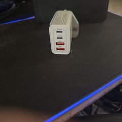2type c and two usb fast charging plug