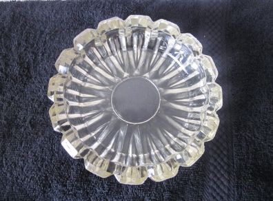 Vintage Clear  Round Fluted Glass Ashtray/Bowl   6.25 Inch