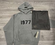 1977 essentials tracksuit