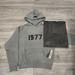 1977 essentials tracksuit