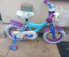 Kids frozen bike size 12 inch wheels