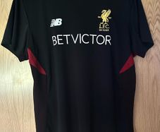 Liverpool 2017 New Balance Training top 2 size XL 125 Anniversary