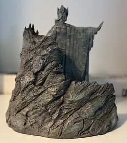 Weta The Argonath Environment The Lord of the Rings/Middle-Earth Statue