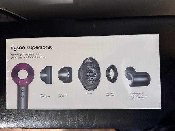 Dyson Supersonic Fast Drying,No Extreme heat Brand New Sealed