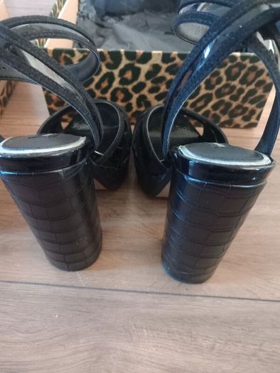 Brand New River Island Black Platform Sandals Size UK 36