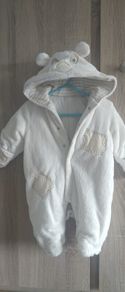 0/3 baby suit like new worn once