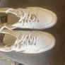Veja - immaculate condition Image 4