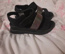 memory foam wedge sandals