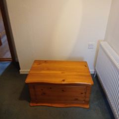 Solid Pine Blanket Chest/Toy Chest