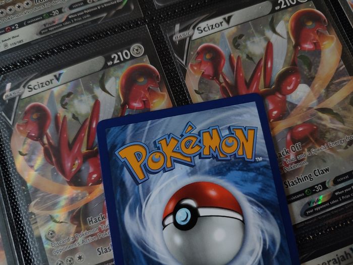 Orbeetle V ! Promo ! Sword and Shield Era ! 2020 ! Pokemon Card !