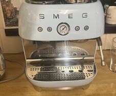 Smeg Coffee machine EGF03PB
