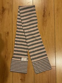 Girls scarf