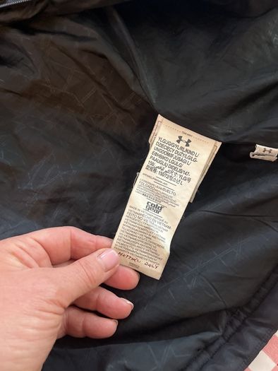 Under Armour jacket size Youth L