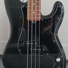 Fender Precision