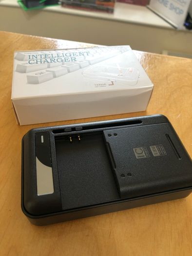 External Battery Charger Phone Digital Nokia Sony Sharp Siemens Alcatel Camera GoPro etc