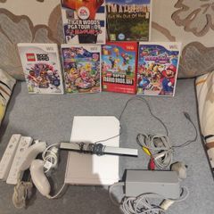Wii with Mario Party 9, Boom Street, Mario Bros