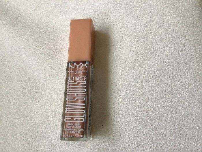 Brand New NYX Ultimate Glow Shots Brightening Liquid Eyeshadow