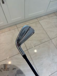 Titleist T200 3 iron with blue velocore