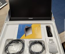 portable FHD monitor