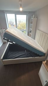 Storage beds