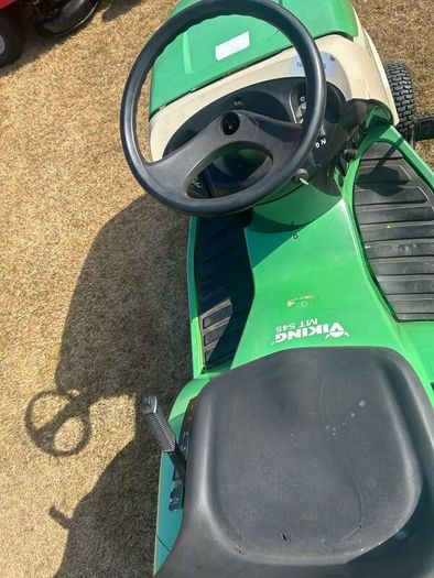 Tractor lawnmower