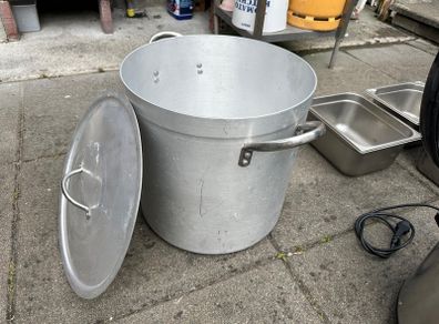catering pot